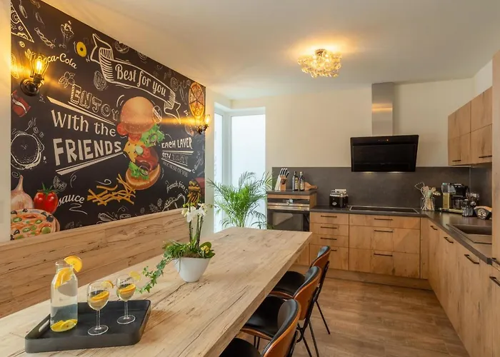 Industrial Loft Whirlpool, Sauna, Terrace וילה *